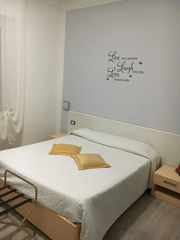 Hotel Acqua Marina Albissola Marina